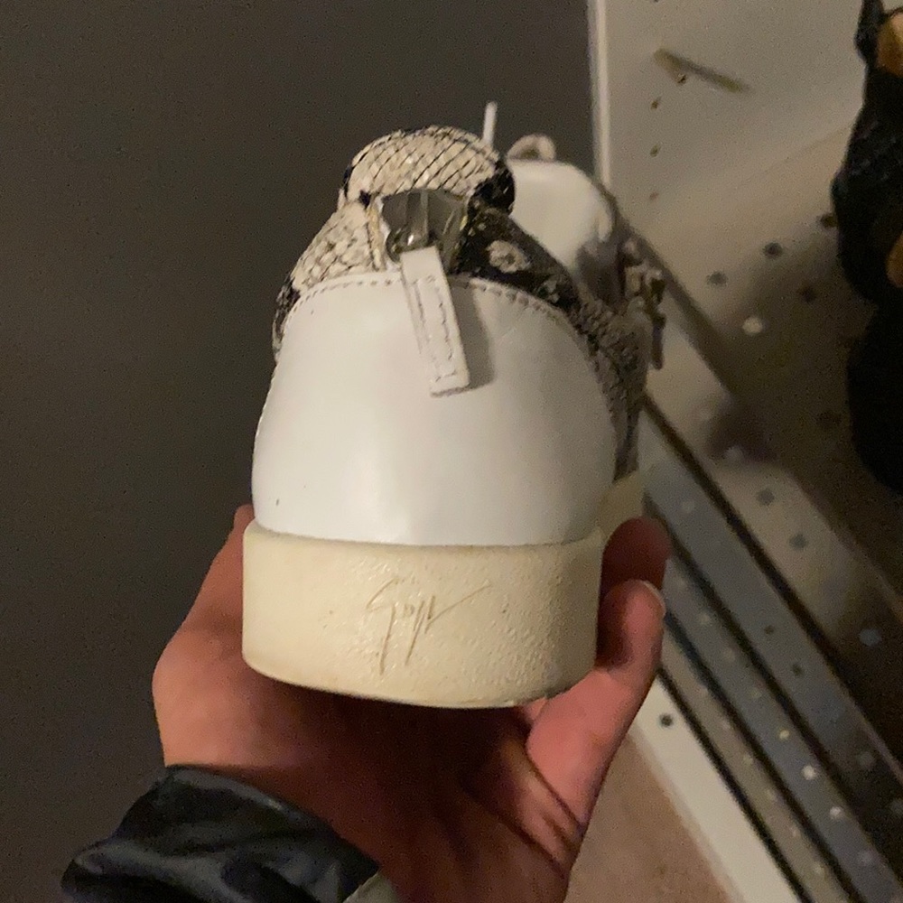 Shoes - Picture 3 of 4